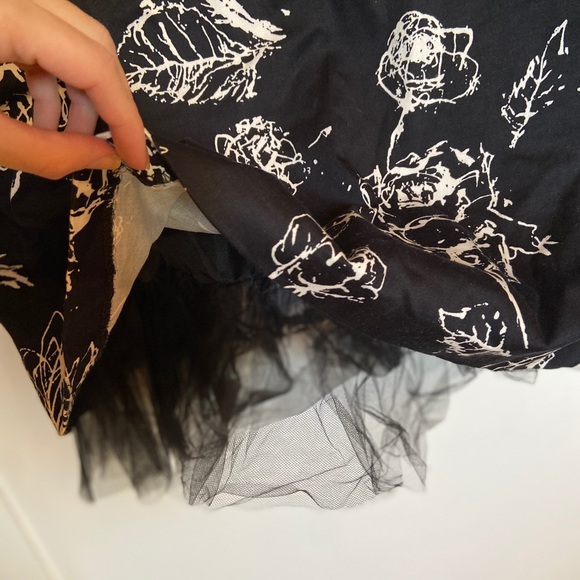 Perfect condition strapless dress! - Picture 3 of 6